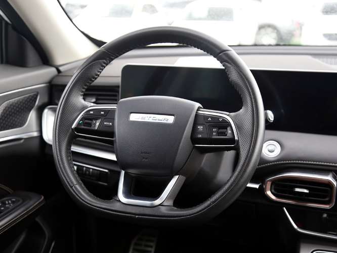 JETOUR X70 PLUS 2024 - Imagen 18