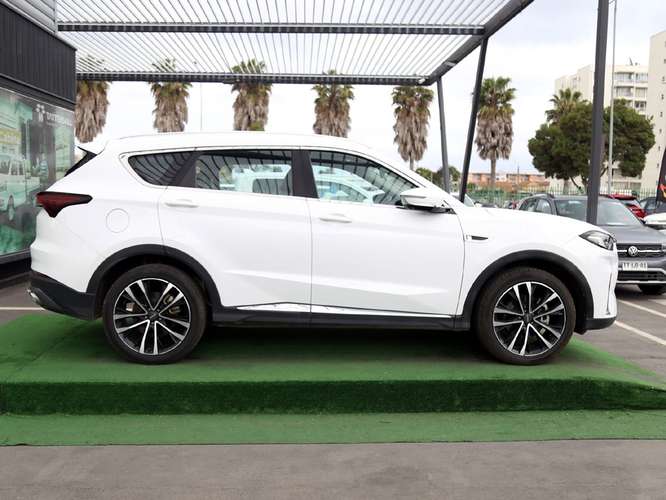 JETOUR X70 PLUS 2024 - Imagen 4