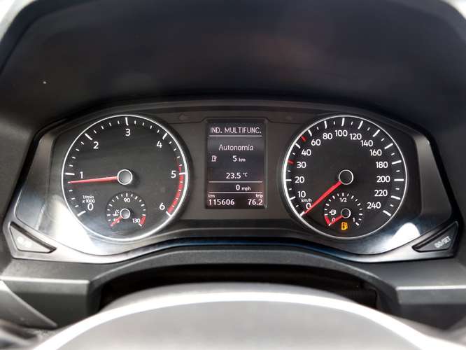 VOLKSWAGEN AMAROK 2023 - Imagen 19