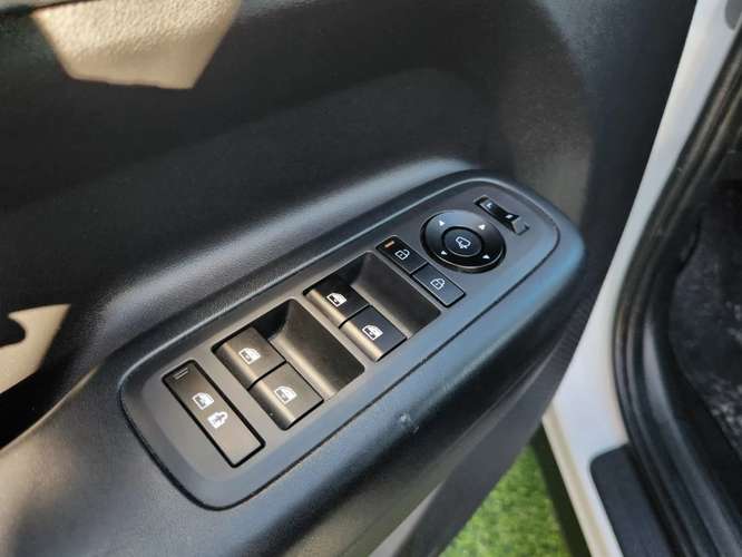 Hyundai Santa fe MX5 2.5 AT 4WD DESIGN 2025 - Imagen 18