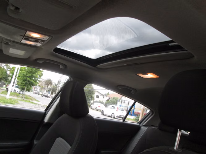 KIA CERATO 5 SX 1.6 AT - Imagen 6