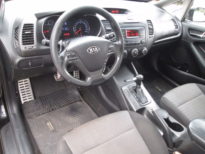 KIA CERATO 5 SX 1.6 AT - Imagen 5