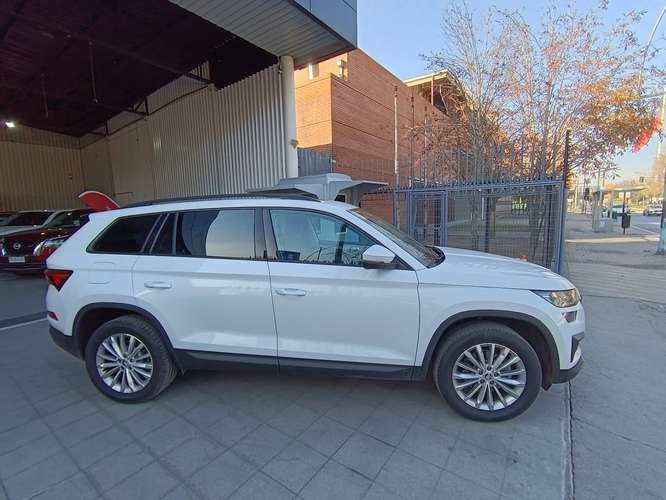 SKODA KODIAQ 1.4 TSI SELECTION AT - Imagen 4