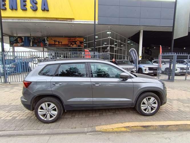 SKODA KAROQ 1.4 TSI SELECTION AT - Imagen 4