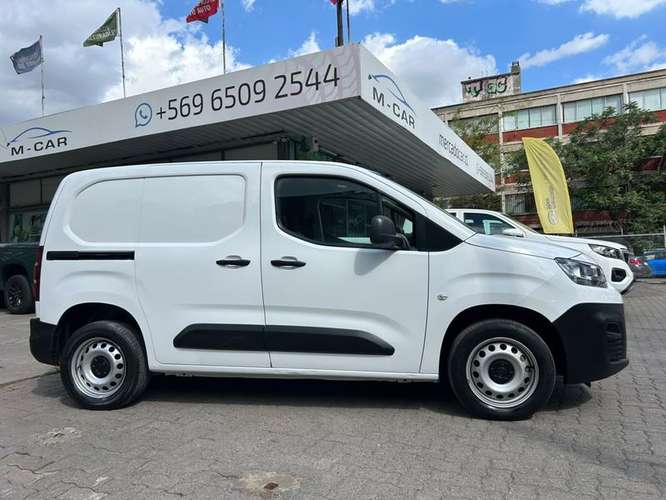 CITROEN BERLINGO BERLINGO 1.5 - 2024 | 4988 - Imagen 8