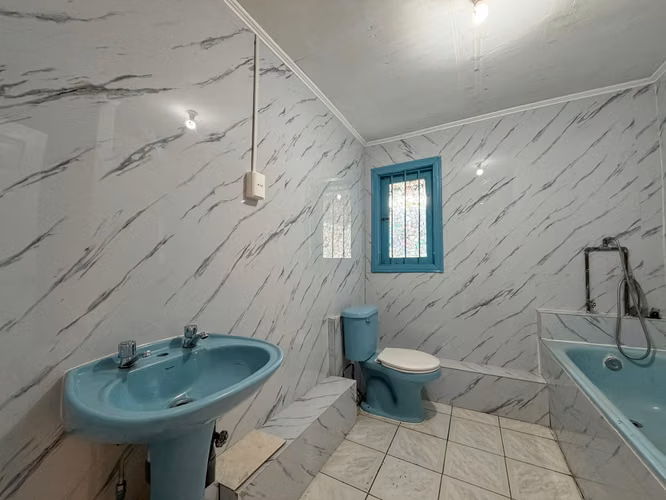 CASA USO COMERCIAL 5D/3B ZONA CENTRICA - Imagen 7