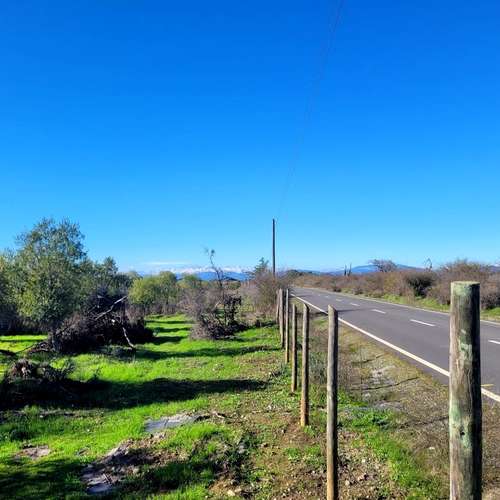 OFERTA Parcelas planas a orilla de carretera, a 2:30 horas de Santiago