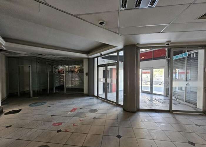 VENTA LOCAL COMERCIAL 2HAB 2BA QUINTA NORMAL - Imagen 5