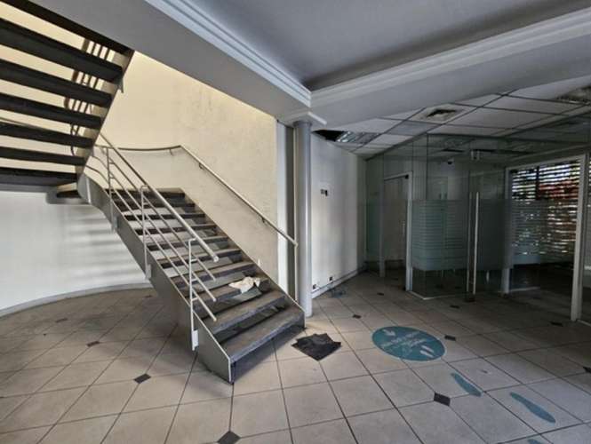 VENTA LOCAL COMERCIAL 2HAB 2BA QUINTA NORMAL - Imagen 3
