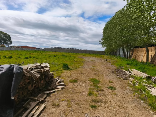 Venta Terreno de 5.000 m² para Uso Industrial y Comercial / Ruta U-400, Osorno