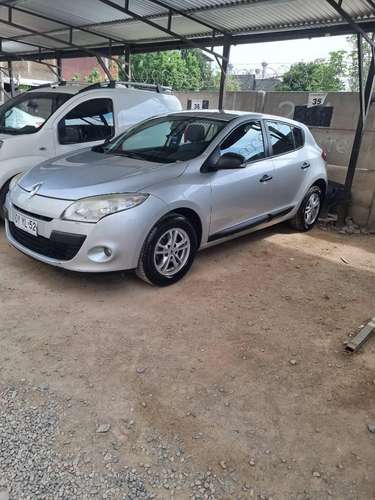 Se vende megane impecable