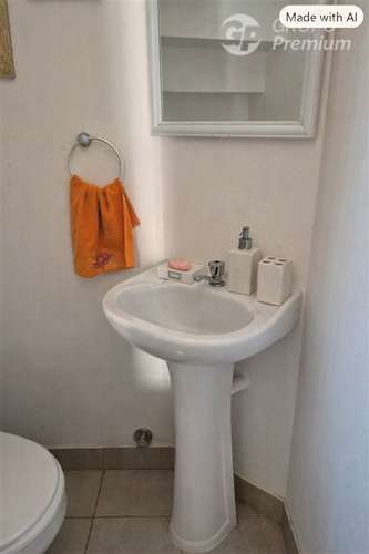Excelente Casa de Dos Pisos en Sector Umbrales de Buin - Imagen 9