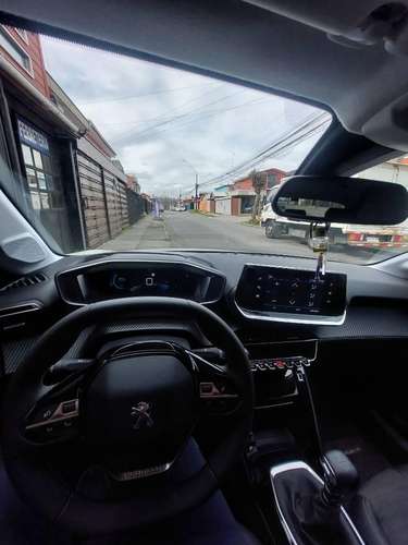 Peugeot 208 allure