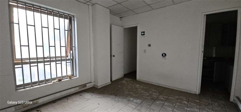 Local Comercial en arriendo en Las Condes - Imagen 12