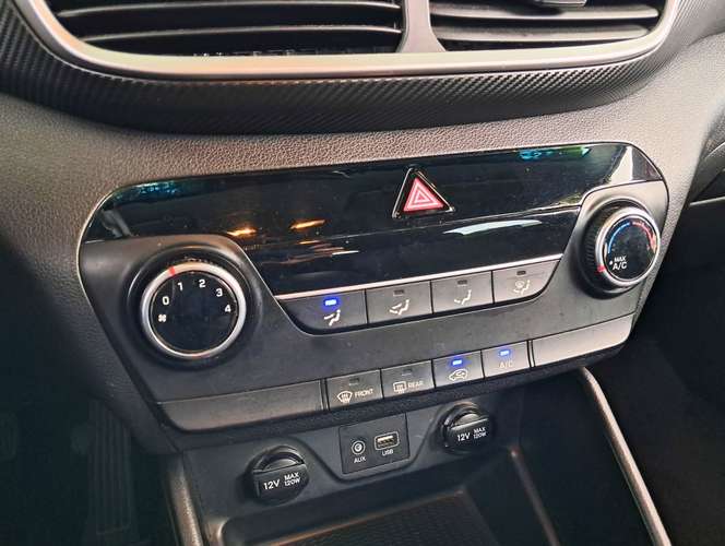HYUNDAI TUCSON VALUE 2.0 AUT 2019 - Imagen 11