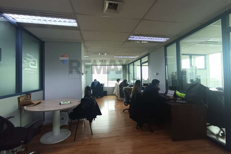 Oficina en arriendo! (metro santa lucia) - Imagen 3