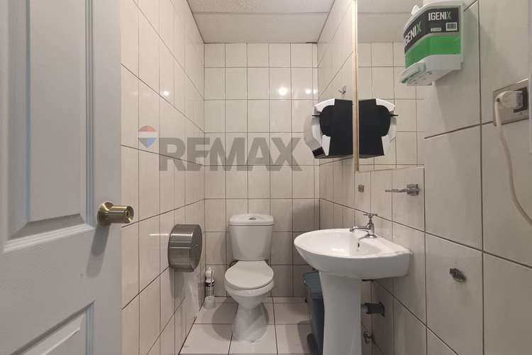 Oficina en arriendo! (metro santa lucia) - Imagen 7