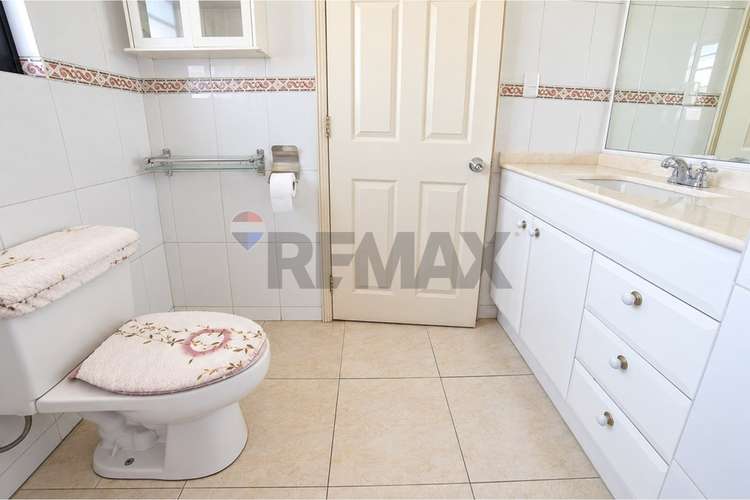 Casa de 4 dormitorios con amplio patio en ñuñoa - Imagen 35