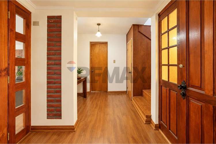 Casa de 4 dormitorios con amplio patio en ñuñoa - Imagen 6