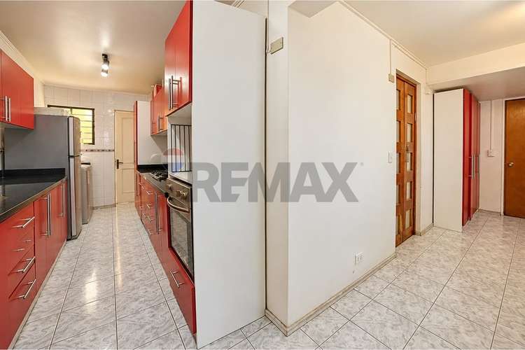 Casa de 4 dormitorios con amplio patio en ñuñoa - Imagen 13