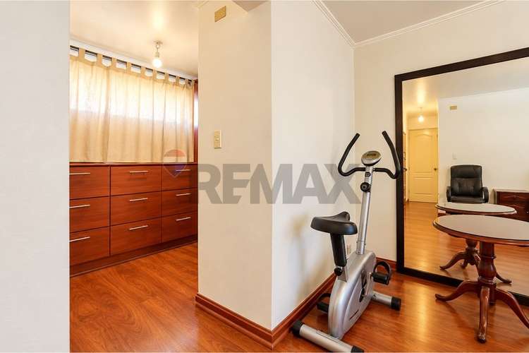 Casa de 4 dormitorios con amplio patio en ñuñoa - Imagen 34