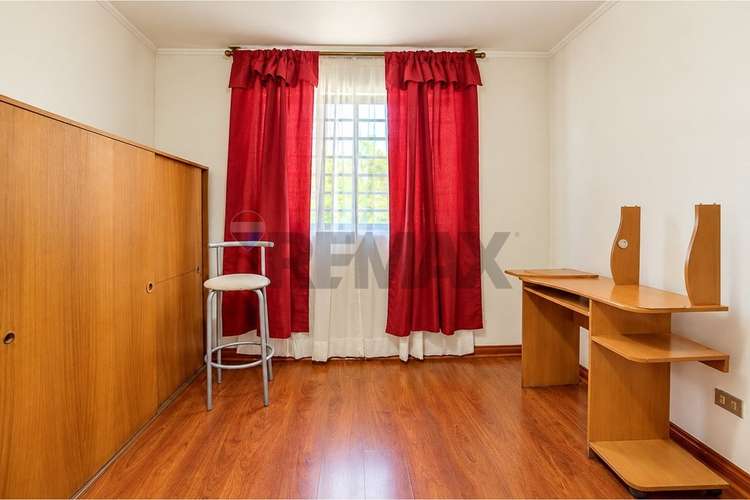 Casa de 4 dormitorios con amplio patio en ñuñoa - Imagen 25