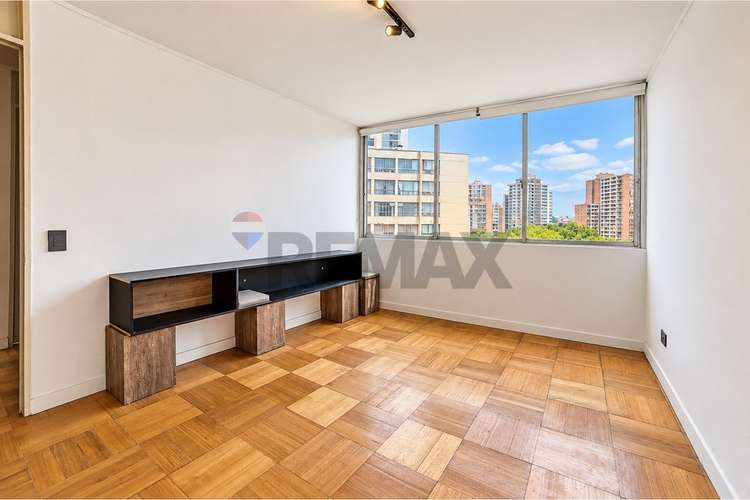 Amplio 4d y 3b con terraza y vista a santiago - Imagen 30