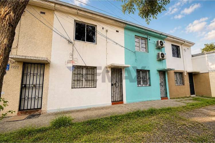 Casa a remodelar en pasaje cerrado, rondizzoni