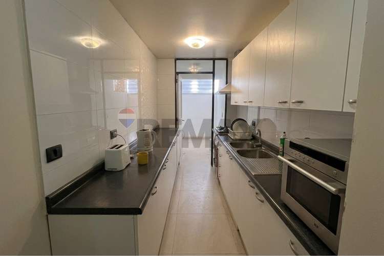 Arriendo último piso 1d amplio 2b con terraza - Imagen 8
