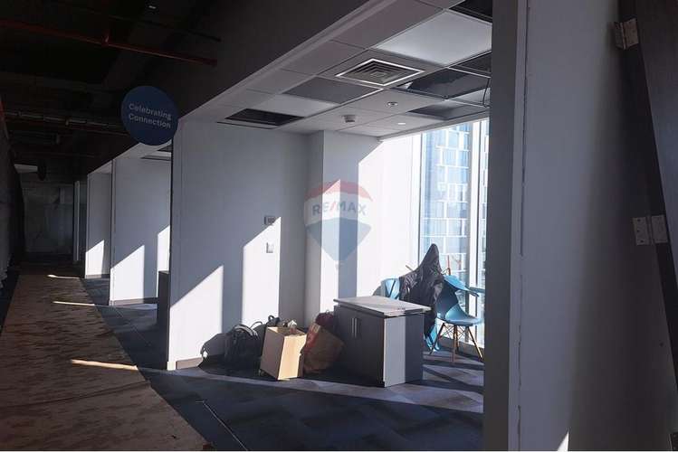 Oficina en nueva las condes semi amoblada - Imagen 20