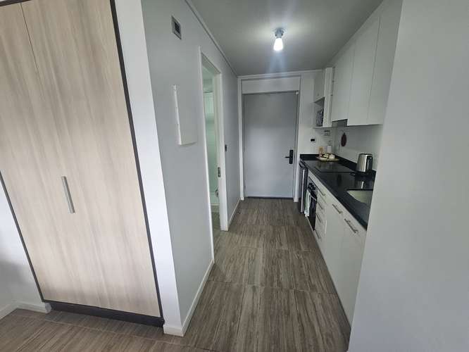 ESTUDIO FULL EQUIPADO EN SMART ISLA TEJA CON EST Y BODEGA - Imagen 4