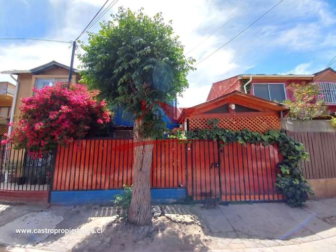 CASA DOS PISOS, 2HAB 2 BAÑ, SAN BERNARDO - Imagen 2