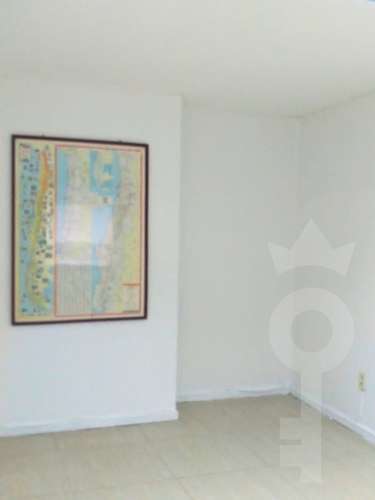 ARRIENDO OFICINAS 2 AMB 1 BAÑO AGUSTINAS GALERIA IMPERIO