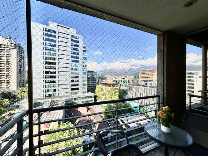 ARRIENDO DEPARTAMENTO AMOBLADO A PASOS DE METRO MANUEL MONTT - Imagen 12