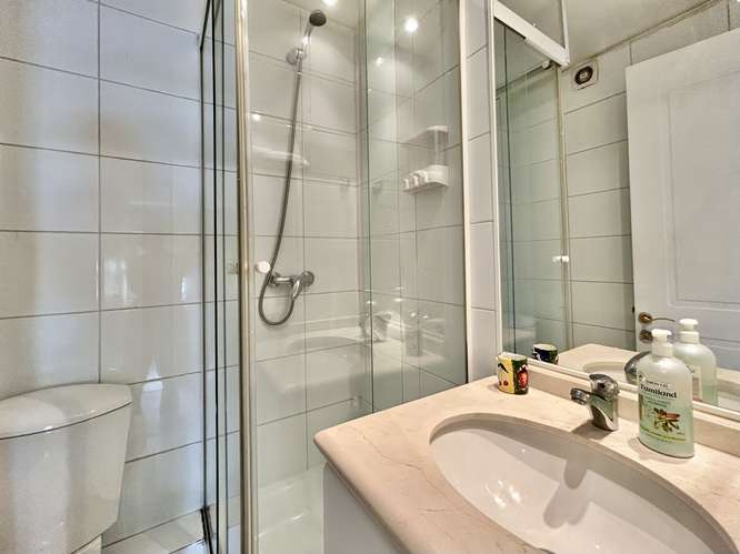 ARRIENDO DEPARTAMENTO AMOBLADO A PASOS DE METRO MANUEL MONTT - Imagen 18