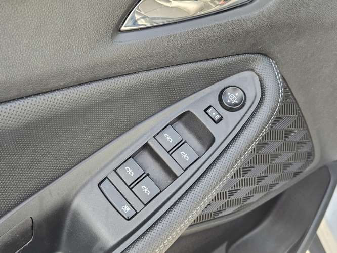 Chevrolet Montana Premier 1.2 Aut 2023 - Imagen 13