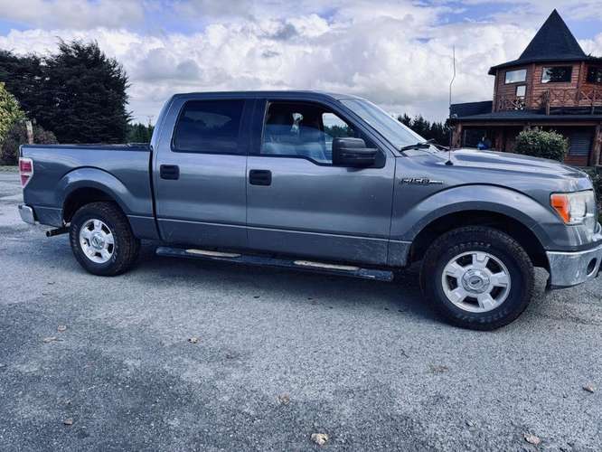 Ford F150 Xlt 3.7 año 2014 - Imagen 4