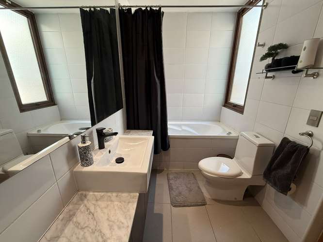 VENTA DE CASA DE 5D-5B. DE 2PISOS. 507M2 TOTALES. PIEDRA ROJA - Imagen 8