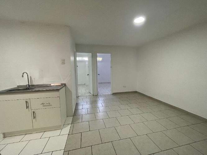 Se Arrienda inmueble con oficinas para empresas