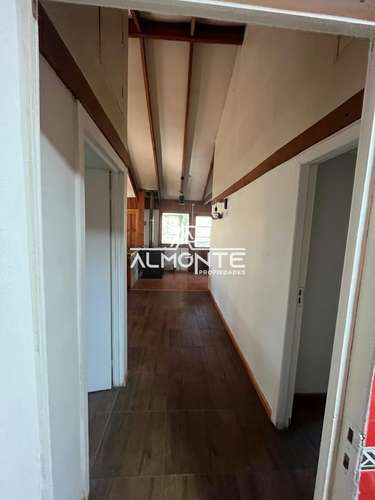 CASA EN PARCELA SANTA JUANA CON PISCINA, QUINCHO Y SEGURIDAD