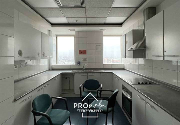 Oficina en arriendo en Santiago - Imagen 13