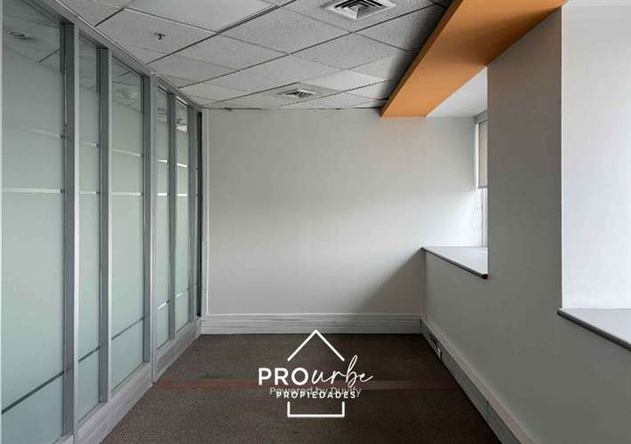 Oficina en arriendo en Santiago - Imagen 4