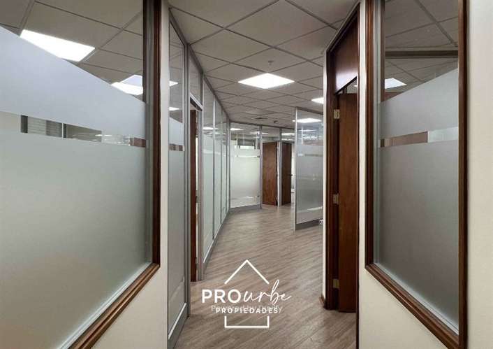 Oficina en arriendo en Santiago - Imagen 3