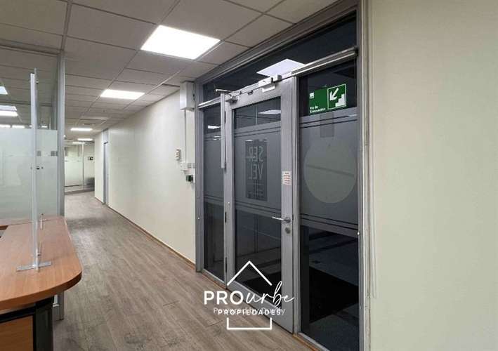 Oficina en arriendo en Santiago - Imagen 9