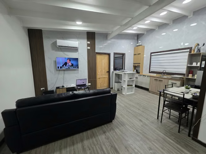 VENTA CASA AMOBLADA CON DOMÓTICA EN LANCO - Imagen 7