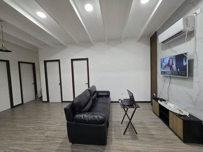 VENTA CASA AMOBLADA CON DOMÓTICA EN LANCO - Imagen 11