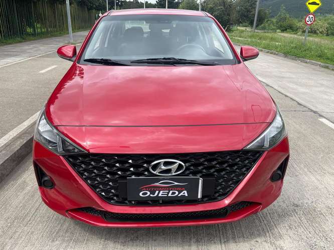 HYUNDAI ACCENT 1.4L 2023 ÚNICO DUEÑO