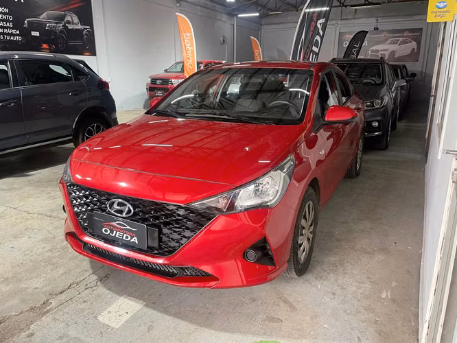 HYUNDAI ACCENT 1.4L 2023 ÚNICO DUEÑO - Imagen 3