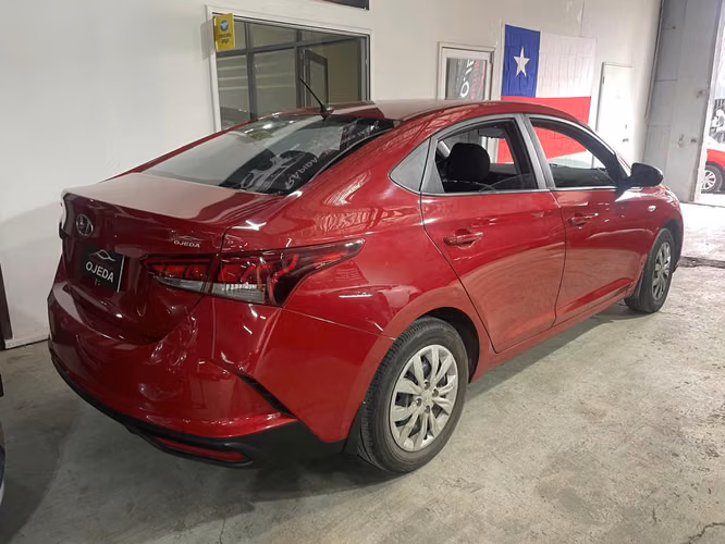 HYUNDAI ACCENT 1.4L 2023 ÚNICO DUEÑO - Imagen 4