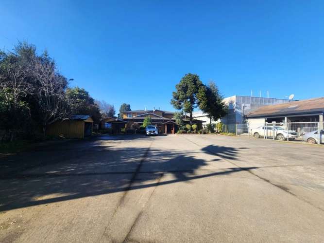 EN VENTA HOSTAL Y RESTAURANTE EN CAÑETE - Imagen 3